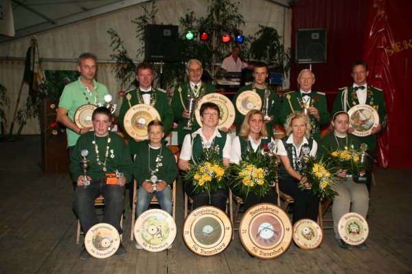 A_Vienenburg_Koenige