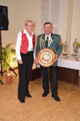 12001 2015-06 Ortsratscheibe