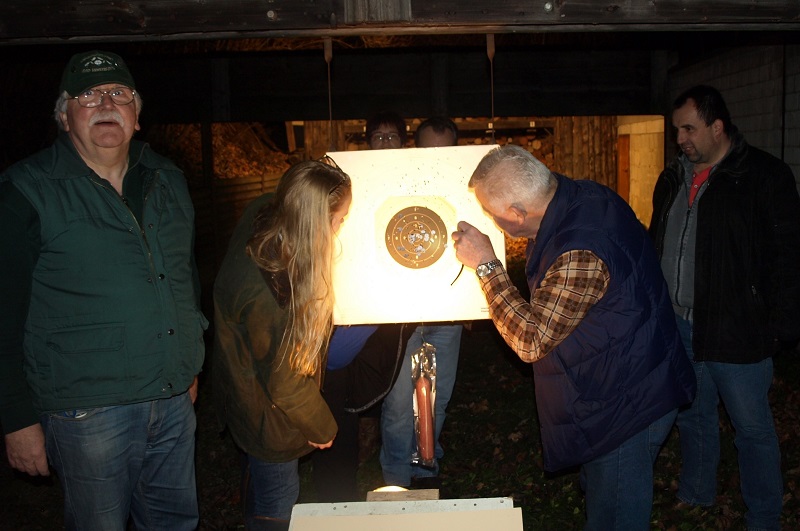 12003 2015 12 17 Mettwurstschießen